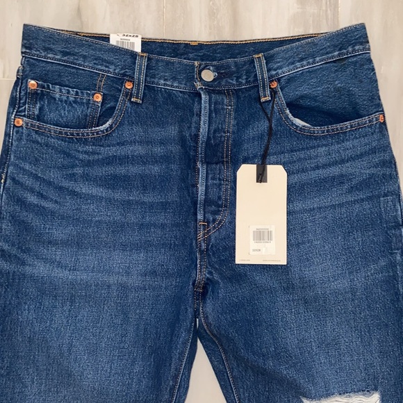 Levi’s Premium 501 Distress & Raw Hem (2018), Capital E, 32x28, NWT, $108 MSRP - Picture 10 of 13